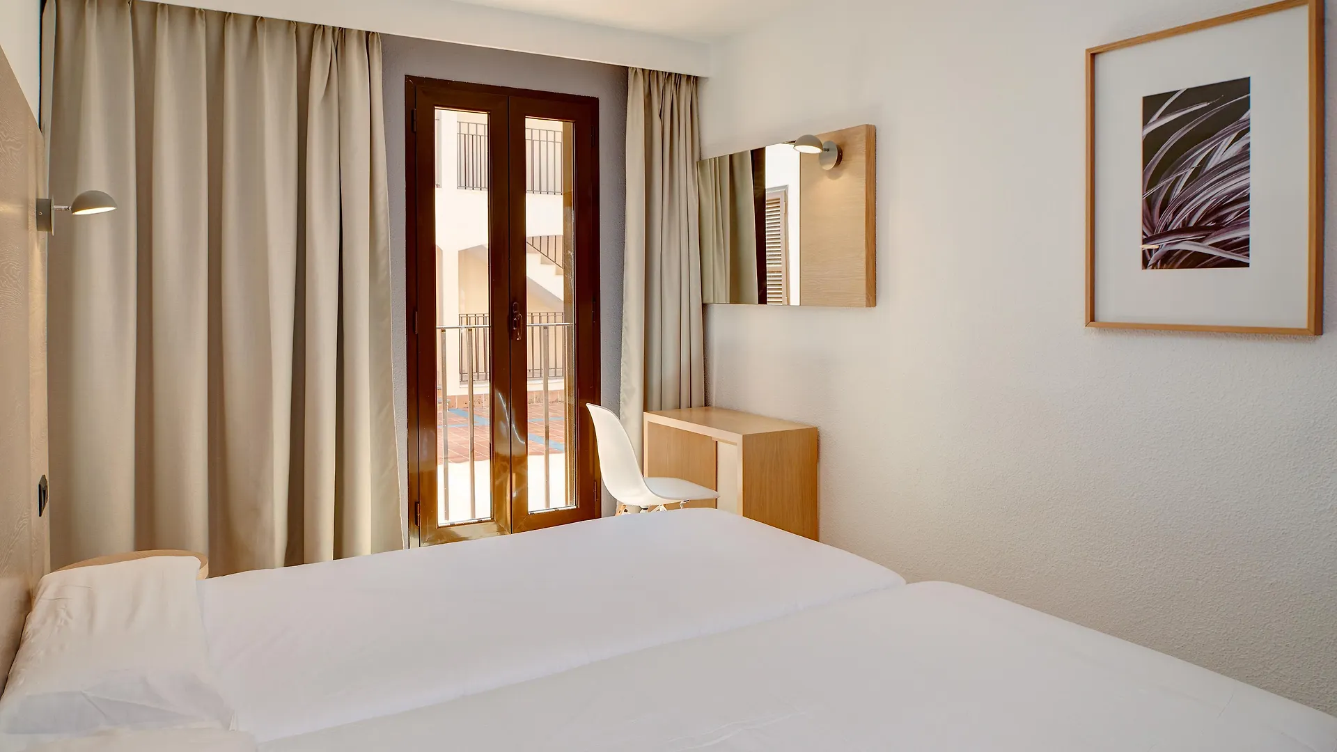 Protur Floriana Resort 3* Sup Cala Bona  Cala Bona (Mallorca)